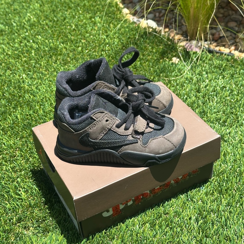 Jordan Jumpman Jack TR Travis Scott Dark Mocha